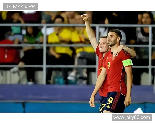 乌克兰与西班牙足球队最新大名单对比分析及球员表现预测 乌克兰与西班牙足球队最新大名单对比分析及球员表现预测