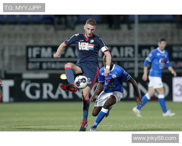 坎布尔与奥斯的激烈对决揭示了球队实力的真实差距与未来发展潜力 坎布尔与奥斯的激烈对决揭示了球队实力的真实差距与未来发展潜力