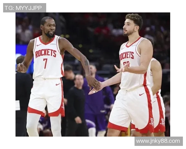 火箭与鹈鹕精彩对决全场回放360度视角尽览比赛精彩瞬间 火箭与鹈鹕精彩对决全场回放360度视角尽览比赛精彩瞬间