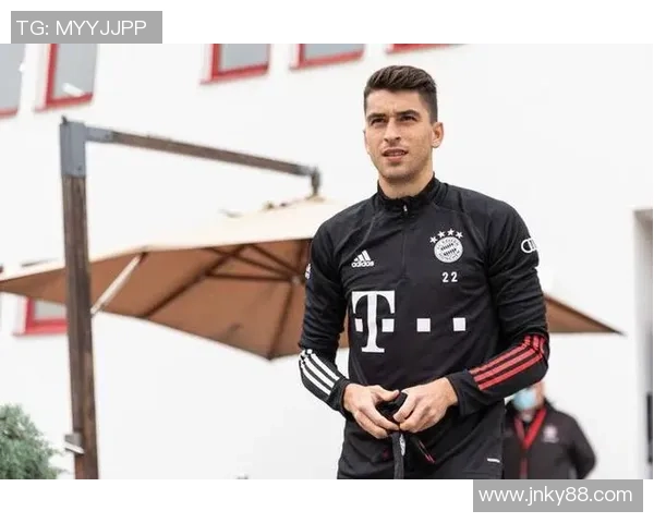 迪伦挑战拜仁的巅峰对决引发足球界热议与期待